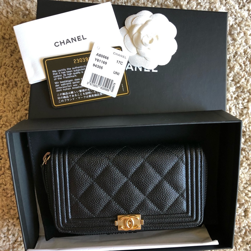 Chanel Boy Zipped Wallet